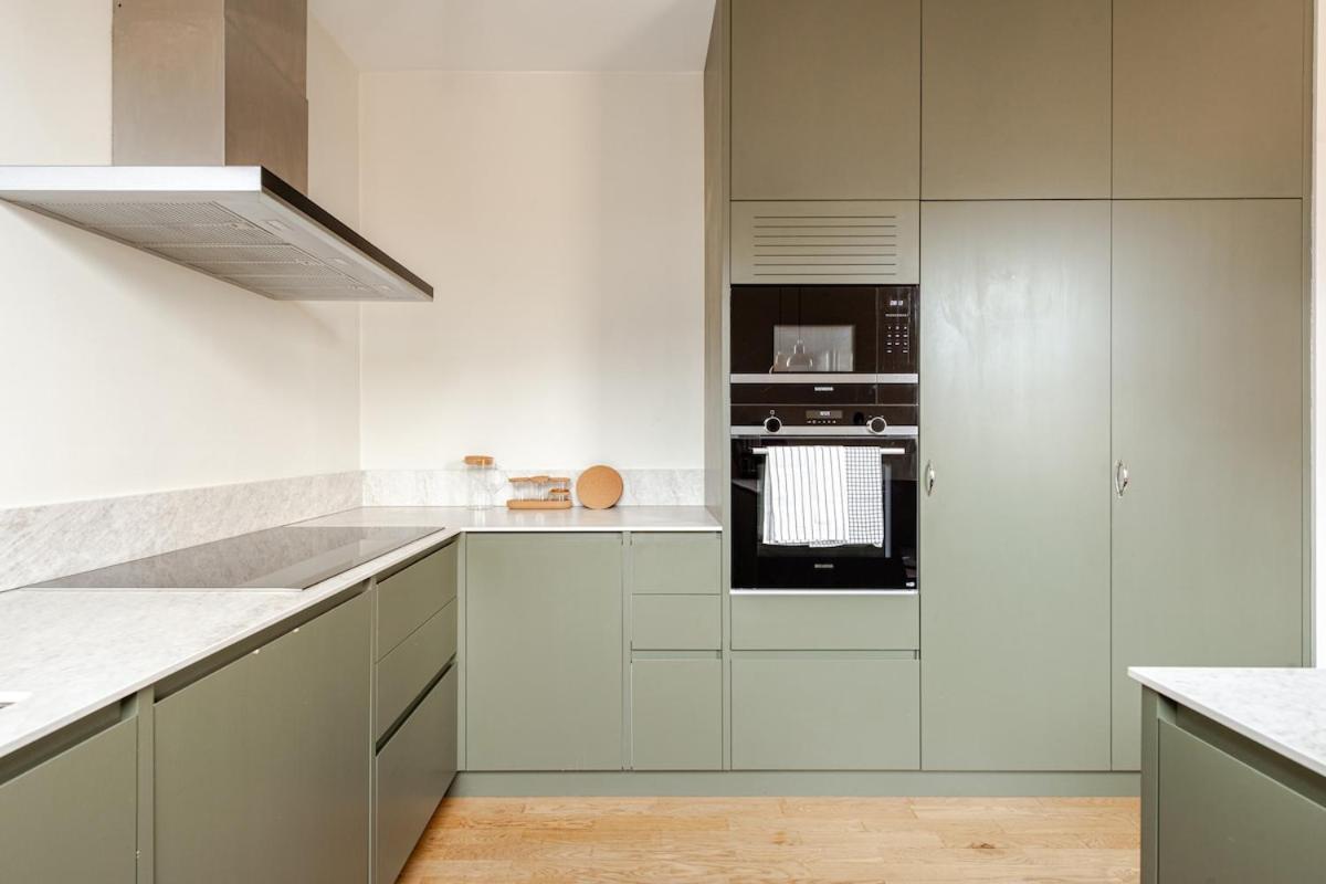 180 Sqm 5br With Stunning View In Oestermalm