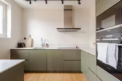 Lägenhet 180 Sqm 5br With Stunning View In Oestermalm