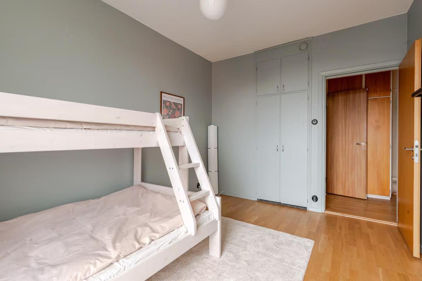 180 Sqm 5br With Stunning View In Oestermalm *